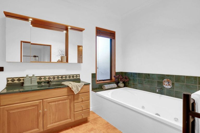 Photo of property in 3 Grace Avenue, Rototuna North, Hamilton, 3210