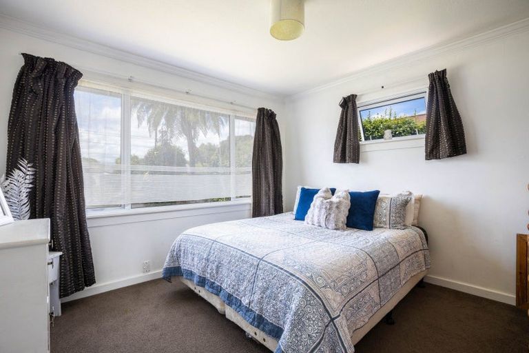 Photo of property in 42 Doralto Road, Frankleigh Park, New Plymouth, 4310