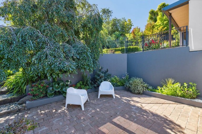 Photo of property in 25 Lookaway Place, Huntsbury, Christchurch, 8022