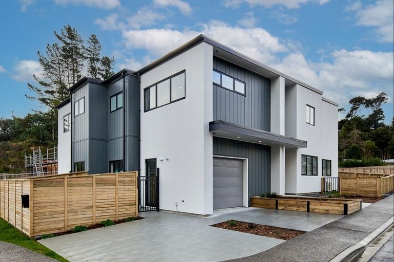 Photo of property in 6 Pakura Place, Wainuiomata, Lower Hutt, 5014