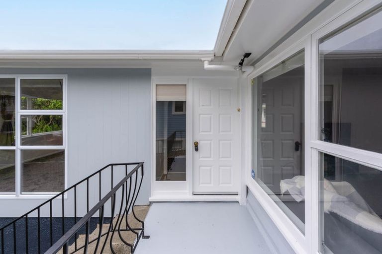 Photo of property in 127 Parkvale Road, Karori, Wellington, 6012