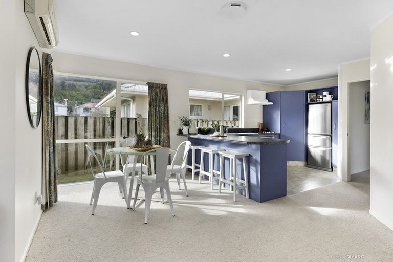 Photo of property in 3/85 Broderick Road, Johnsonville, Wellington, 6037