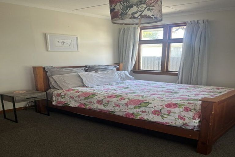 Photo of property in 12 Arthur Street, Winton, 9720