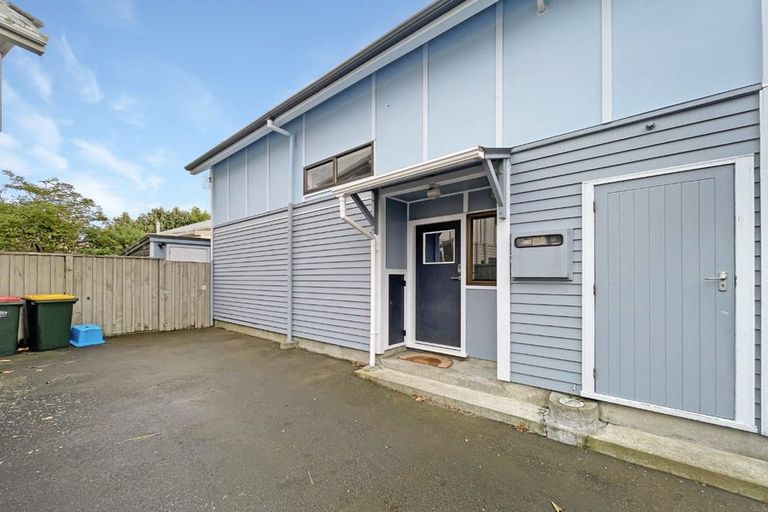 Photo of property in 1/44 Randwick Crescent, Moera, Lower Hutt, 5010