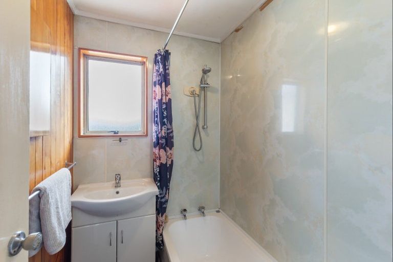 Photo of property in 7 Heather Street, Levin, 5510