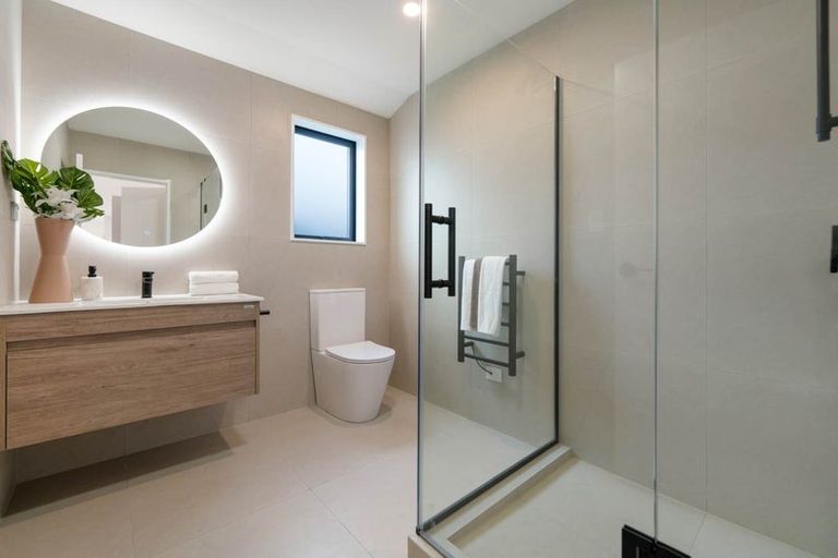 Photo of property in 31b Kurnell Drive, Botany Downs, Auckland, 2010