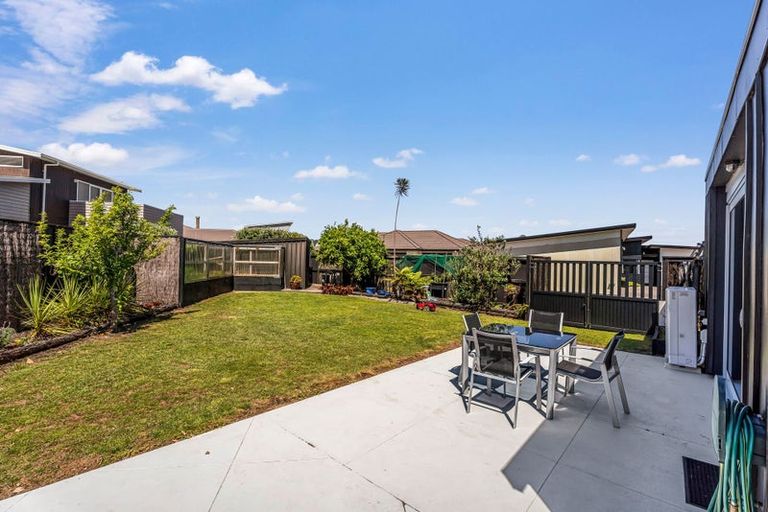 Photo of property in 7 Mermaid Place, Whitianga, 3510