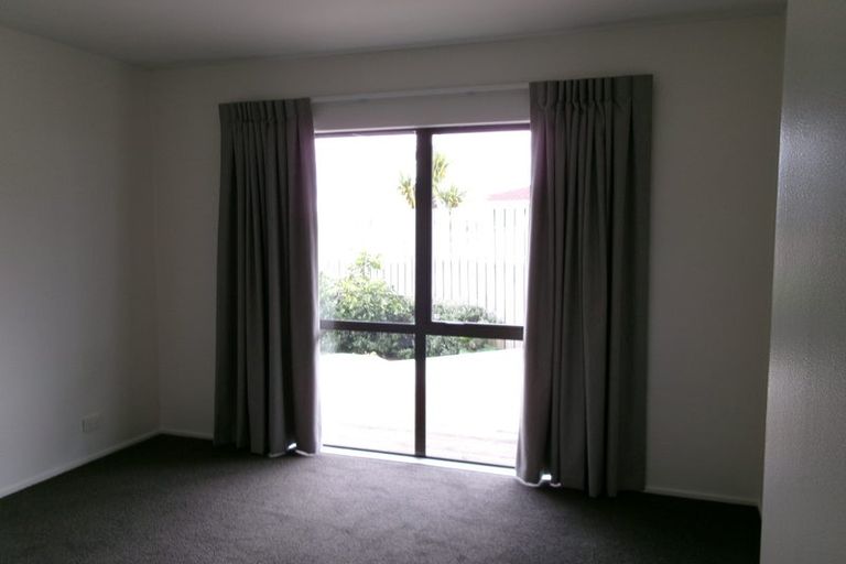 Photo of property in 15a Churchill Terrace, Waiuku, 2123