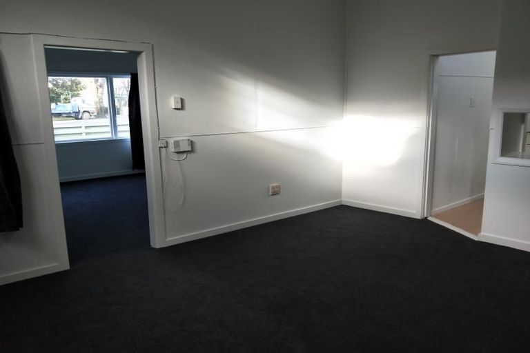 Photo of property in 90 Victoria Avenue, Palmerston North, 4410