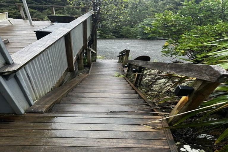 Photo of property in 167 Owhiwa Road, Parua Bay, Onerahi, 0192