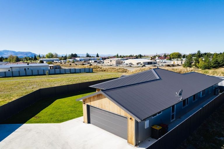 Photo of property in 7 Aoraki Crescent, Twizel, 7901