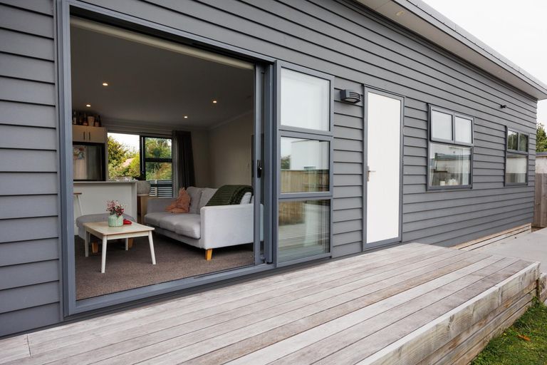 Photo of property in 40 Rongopai Street, Palmerston North, 4414