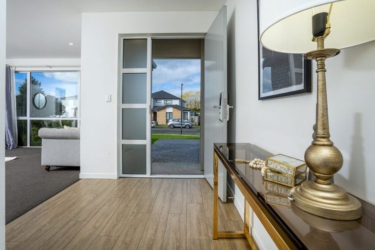 Photo of property in 25 Ahorangi Road, Silverdale, 0932