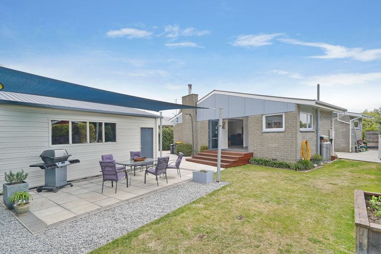 Photo of property in 133 Kendal Avenue, Burnside, Christchurch, 8053