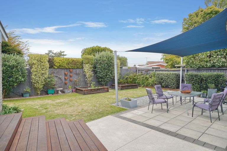Photo of property in 133 Kendal Avenue, Burnside, Christchurch, 8053