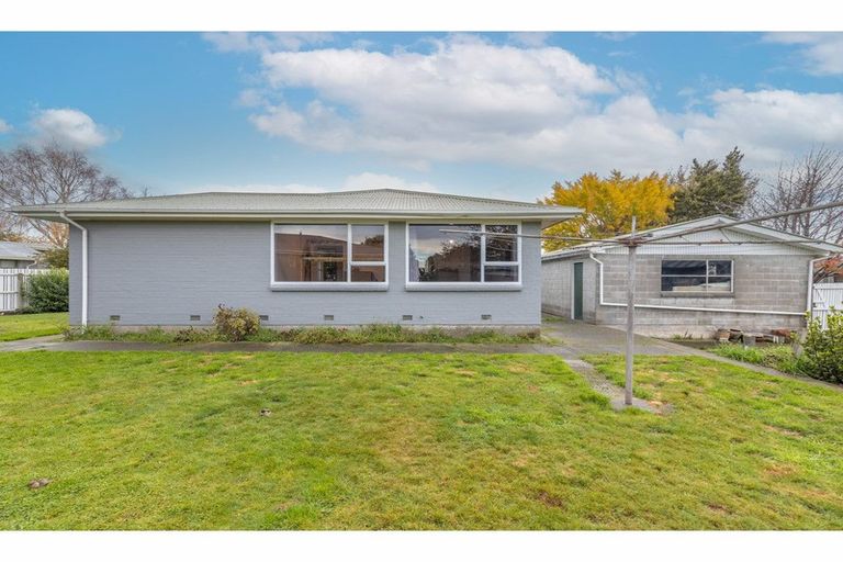 Photo of property in 16b Opal Place, Casebrook, Christchurch, 8051