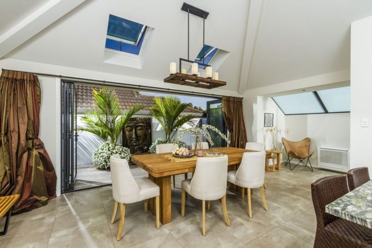 Photo of property in 2 Cecil Road, Wadestown, Wellington, 6012