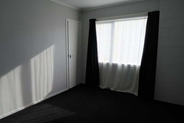 Photo of property in 37b Acacia Avenue, Maungaraki, Lower Hutt, 5010