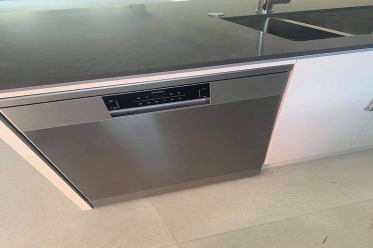 Photo of property in 10 Paterae Lane, Flat Bush, Auckland, 2019