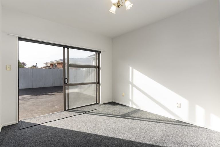 Photo of property in 2/437 Greers Road, Bishopdale, Christchurch, 8053