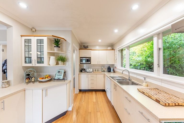 Photo of property in 21 Greenwood Close, Mairehau, Christchurch, 8013