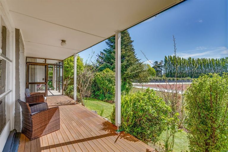 Photo of property in 7a Cunliffe Road, Redwood, Christchurch, 8051