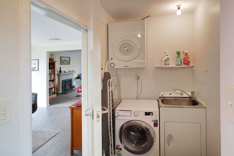 Photo of property in 133 Kendal Avenue, Burnside, Christchurch, 8053