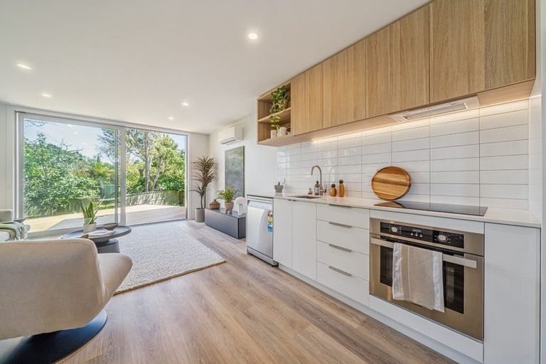 Photo of property in 11/1 Nikau Grove, Woburn, Lower Hutt, 5010