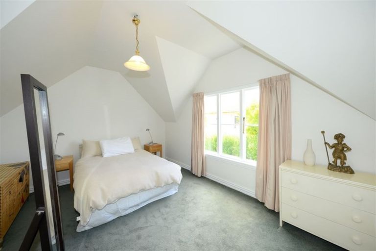 Photo of property in 62 Kotare Street, Fendalton, Christchurch, 8041