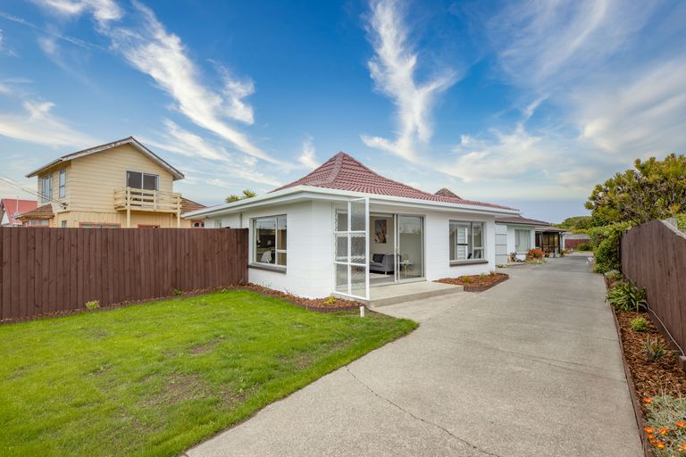 Photo of property in 1/18 Hardy Street, New Brighton, Christchurch, 8061