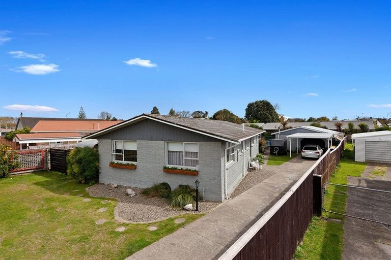 Photo of property in 34 Riverside Drive, Whakatane, 3120