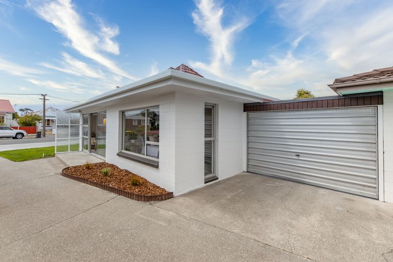 Photo of property in 1/18 Hardy Street, New Brighton, Christchurch, 8061