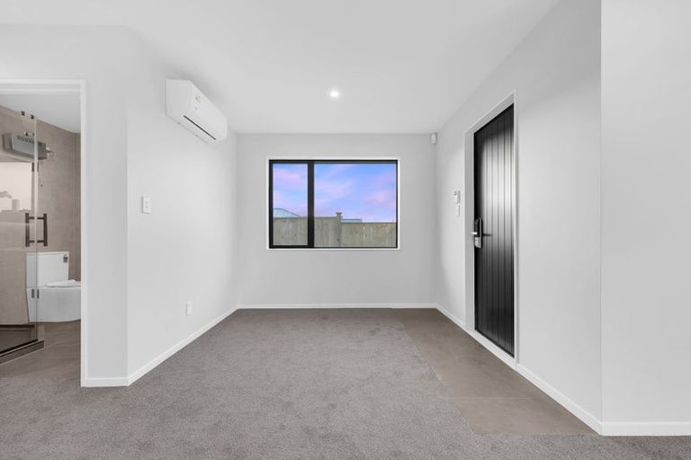 Photo of property in 19 Paihere Street, Huapai, Kumeu, 0810