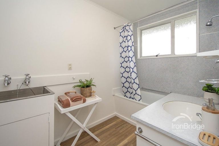 Photo of property in 2/18 Hardy Street, New Brighton, Christchurch, 8061