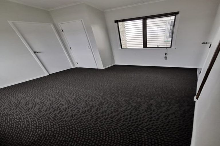Photo of property in 10 Korokoro Road, Korokoro, Lower Hutt, 5012