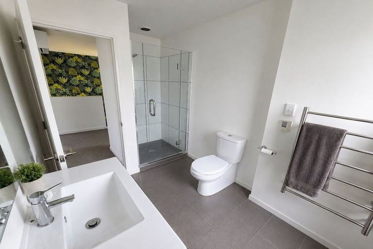 Photo of property in 535 Barbadoes Street, Edgeware, Christchurch, 8013