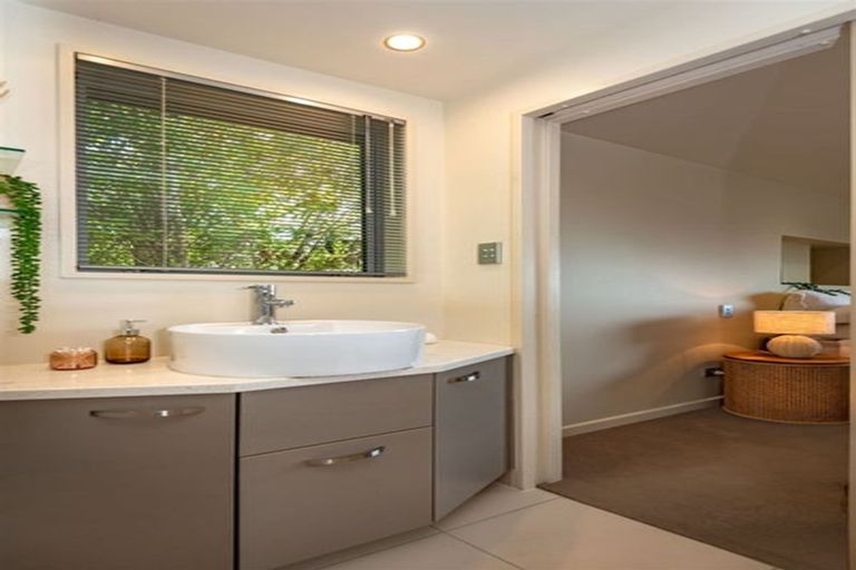 Photo of property in 4 Pembridge Lane, Westmorland, Christchurch, 8025