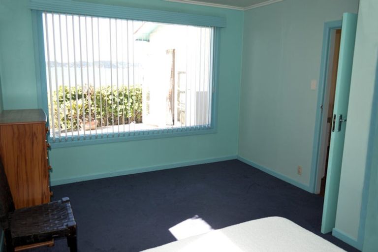 Photo of property in 18a-c Te Karuwha Parade, Paihia, 0200