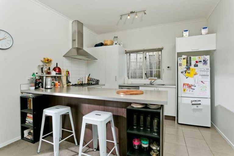 Photo of property in 44 Mulvaney Crescent, Henderson, Auckland, 0612