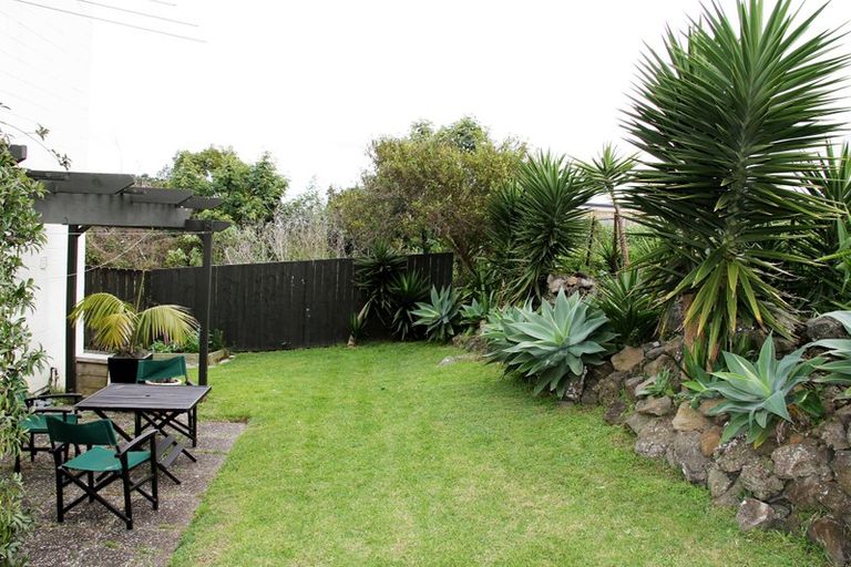 Photo of property in 6b Tidey Road, Mount Wellington, Auckland, 1072