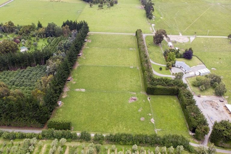 Photo of property in 255 No 1 Line, Tauwharenikau, Tauherenikau, 5771