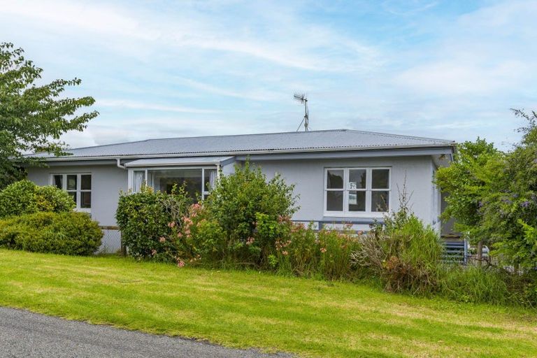 Photo of property in 1 Huia Road, Raumati Beach, Paraparaumu, 5032