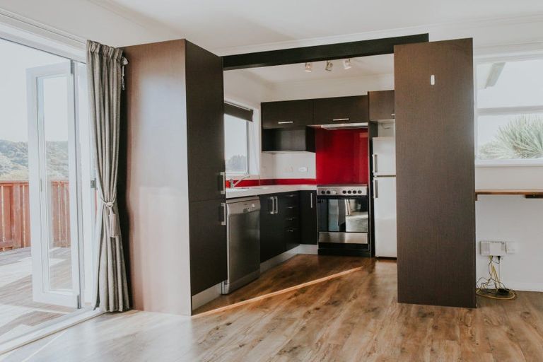 Photo of property in 12 Lincoln Street, Picton, 7220