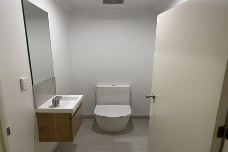 Photo of property in Cook Street Flats, 12a/88 Cook Street, Auckland Central, Auckland, 1010