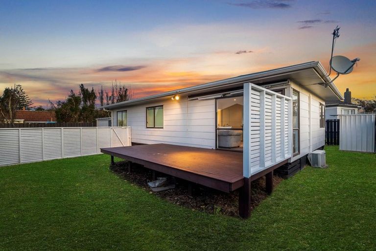 Photo of property in 3/41 Vine Street, Mangere East, Auckland, 2024