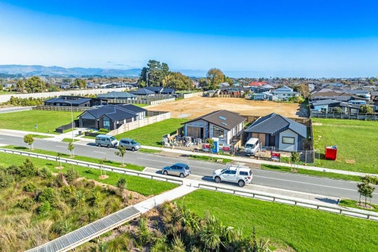 Photo of property in 11 Pokerekere Crescent, Kelvin Grove, 4470