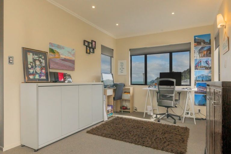 Photo of property in 6 Mowhanau Drive, Kai Iwi, Whanganui, 4574