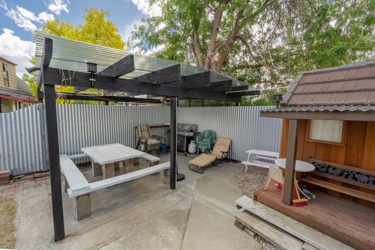 Photo of property in 2 Clutha Street, Alexandra, 9320