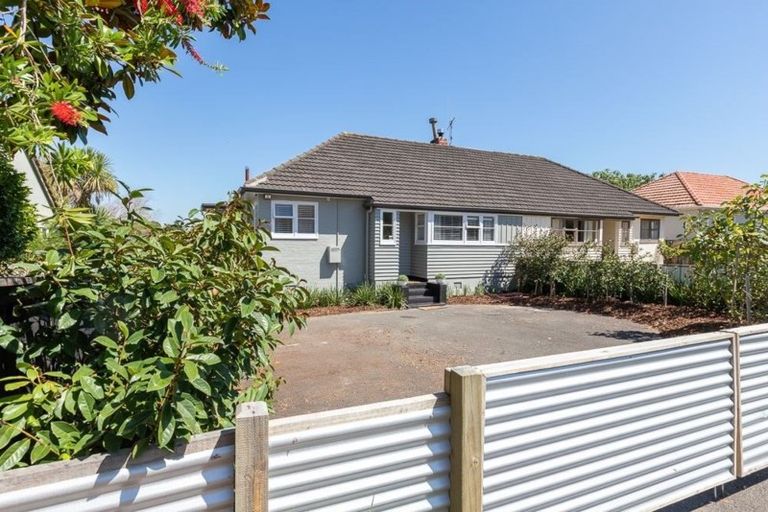 Photo of property in 19 Bledisloe Terrace, Hamilton East, Hamilton, 3216