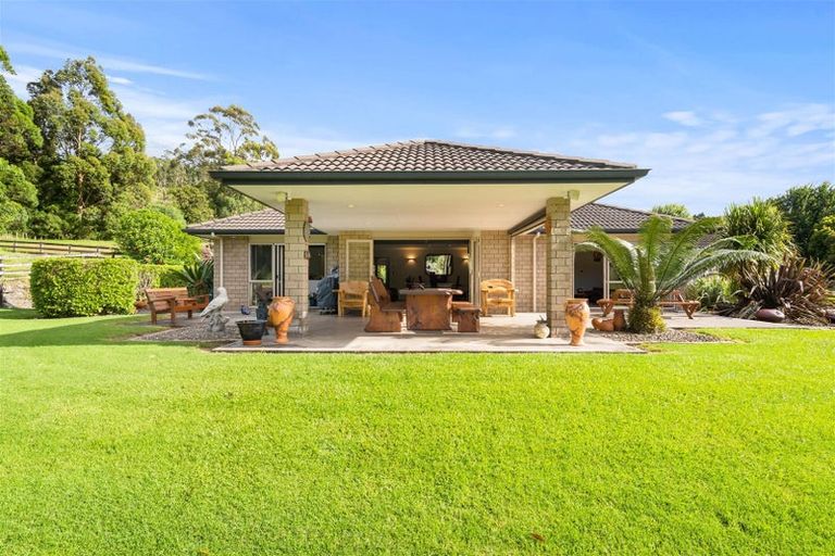 Photo of property in 16 De L'isle Lane, Maungatapere, Whangarei, 0179